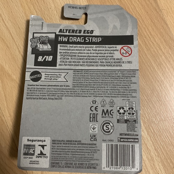 🍂 4/$20 🍂 New! Hot Wheels Altered Ego HW Drag Strip. - Picture 2 of 4